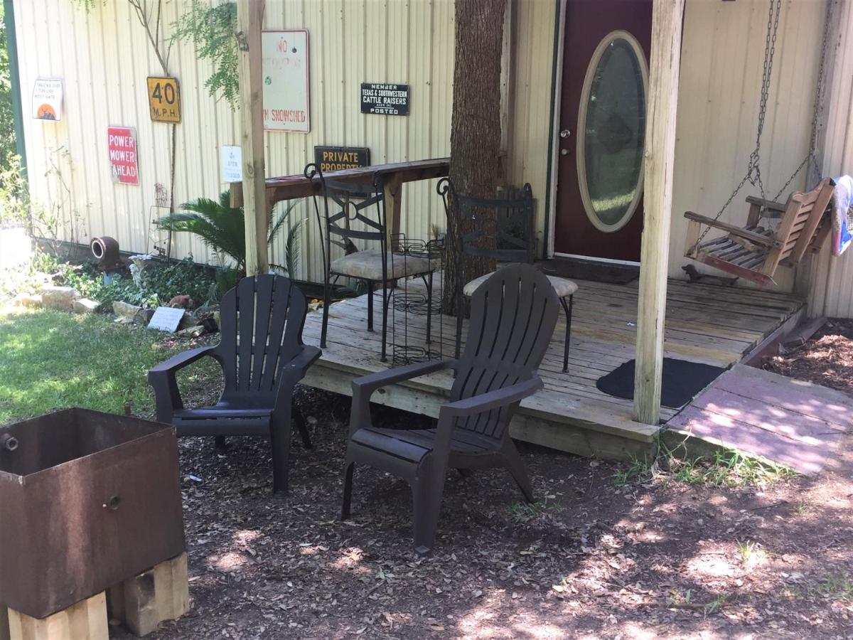 The Studio At Creekside Camp & Cabins Marble Falls Exterior photo